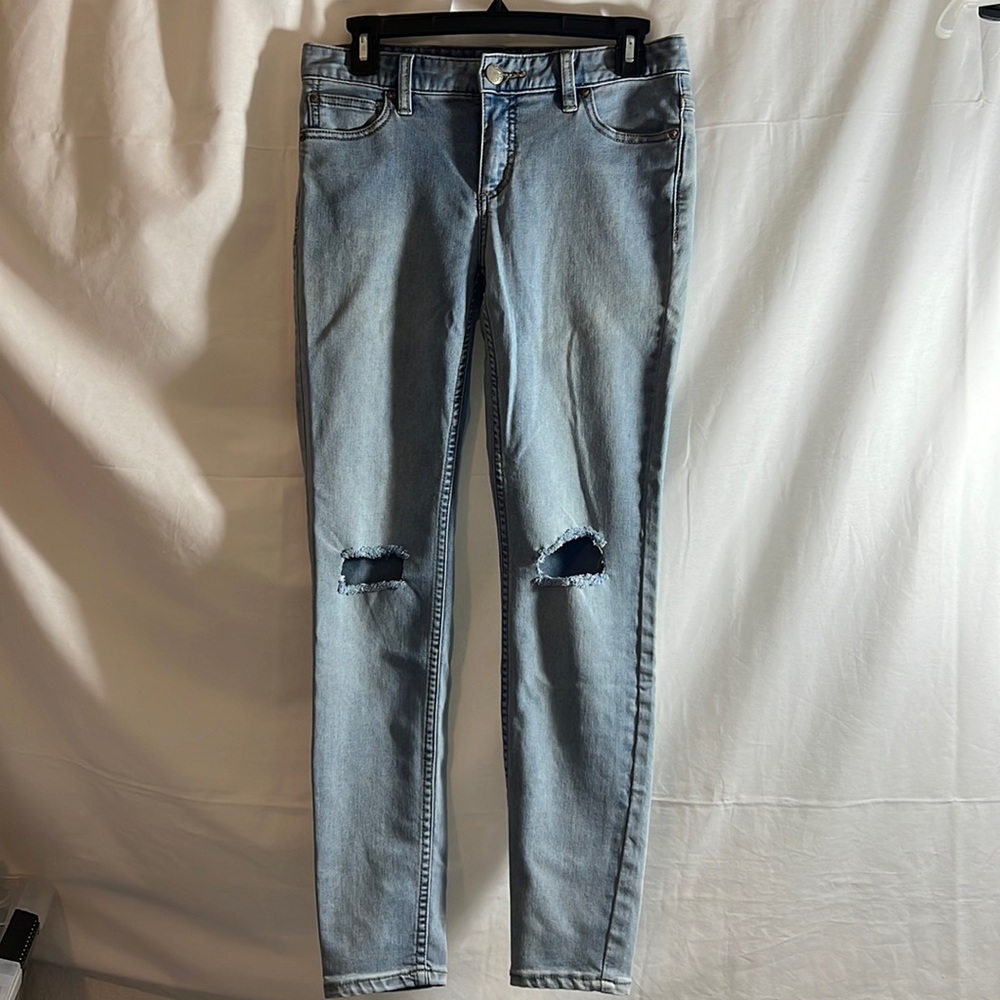 Free people young women jeans. - Picture 1 of 10